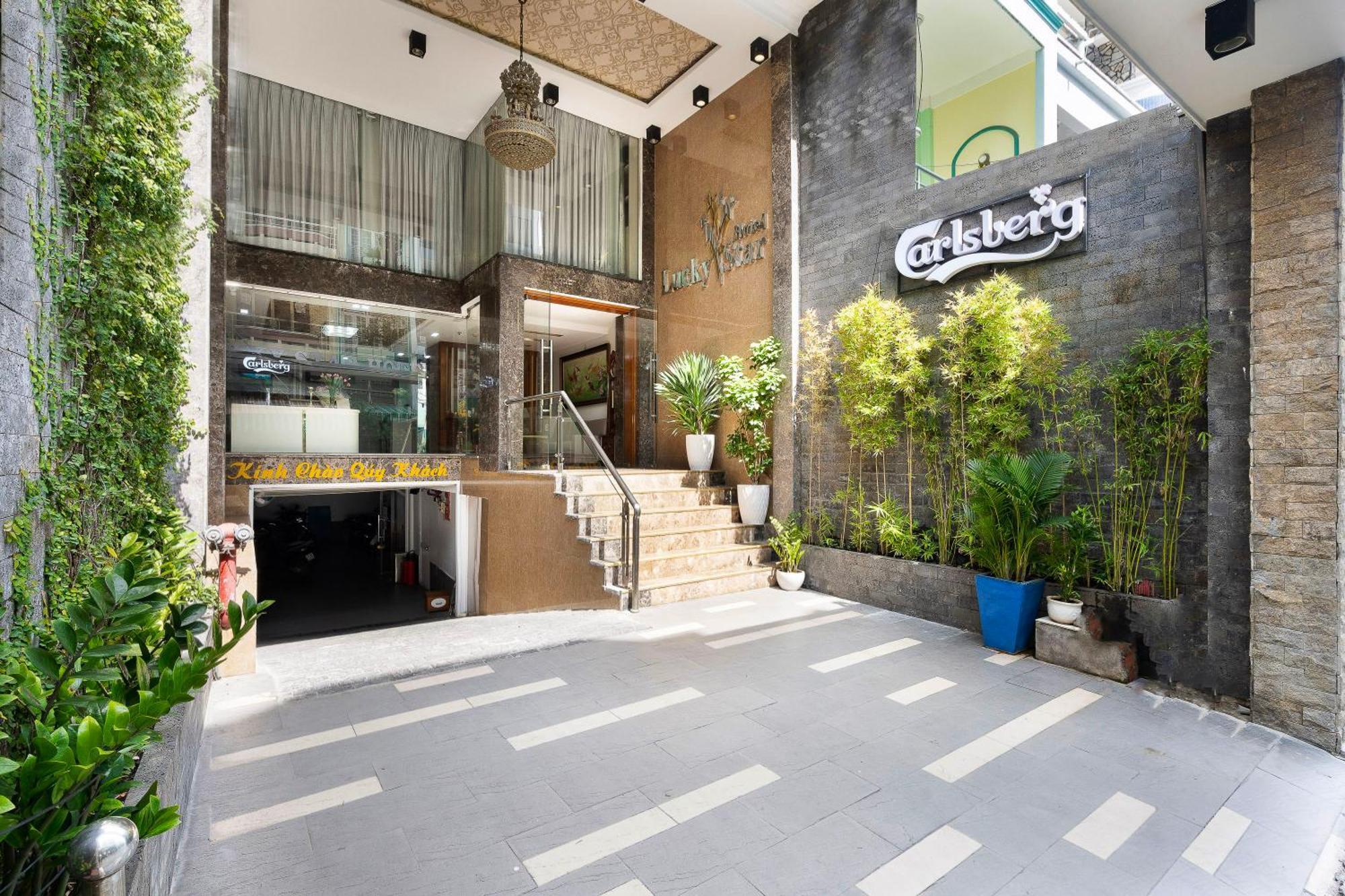 Lucky Star Hotel Nguyen Trai Q5 Хошимин Экстерьер фото