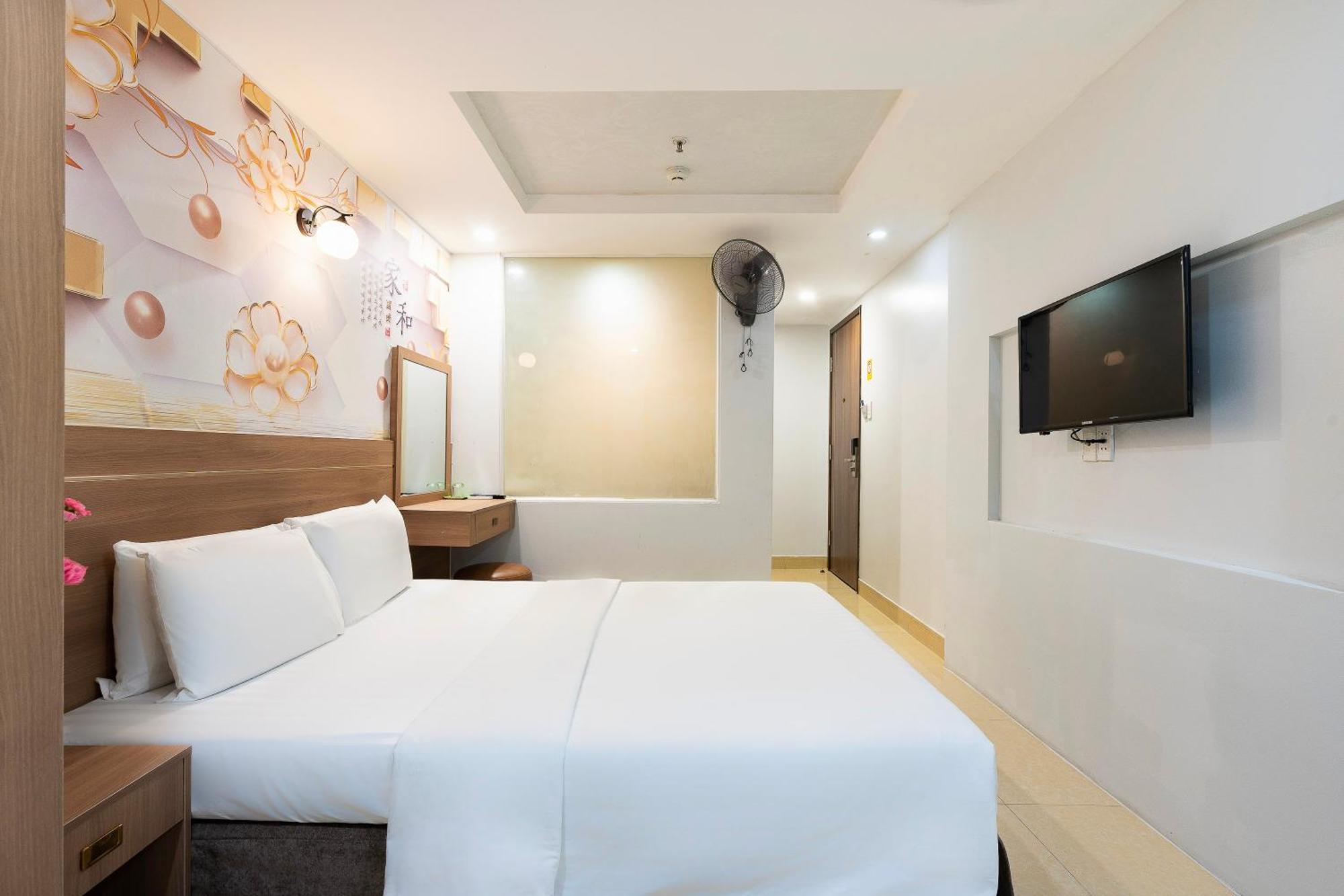 Lucky Star Hotel Nguyen Trai Q5 Хошимин Экстерьер фото