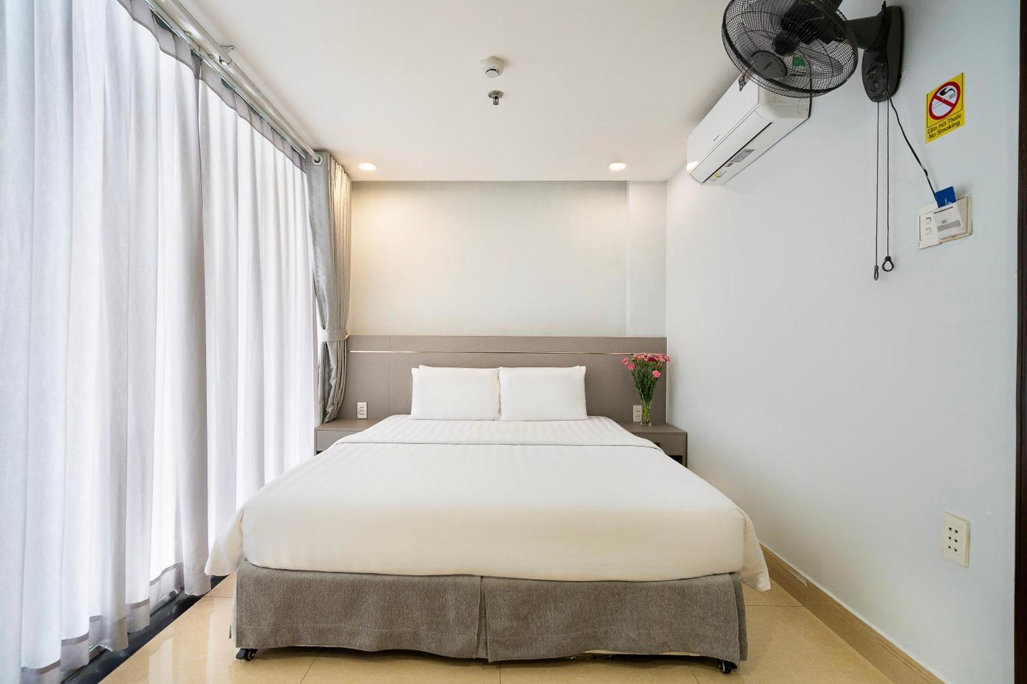 Lucky Star Hotel Nguyen Trai Q5 Хошимин Экстерьер фото