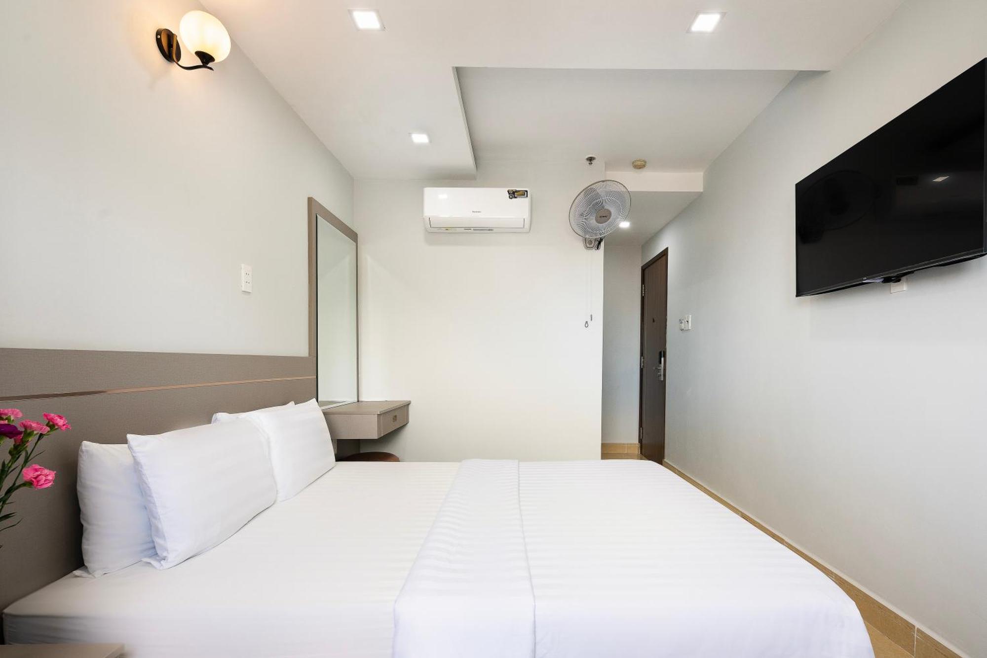 Lucky Star Hotel Nguyen Trai Q5 Хошимин Экстерьер фото